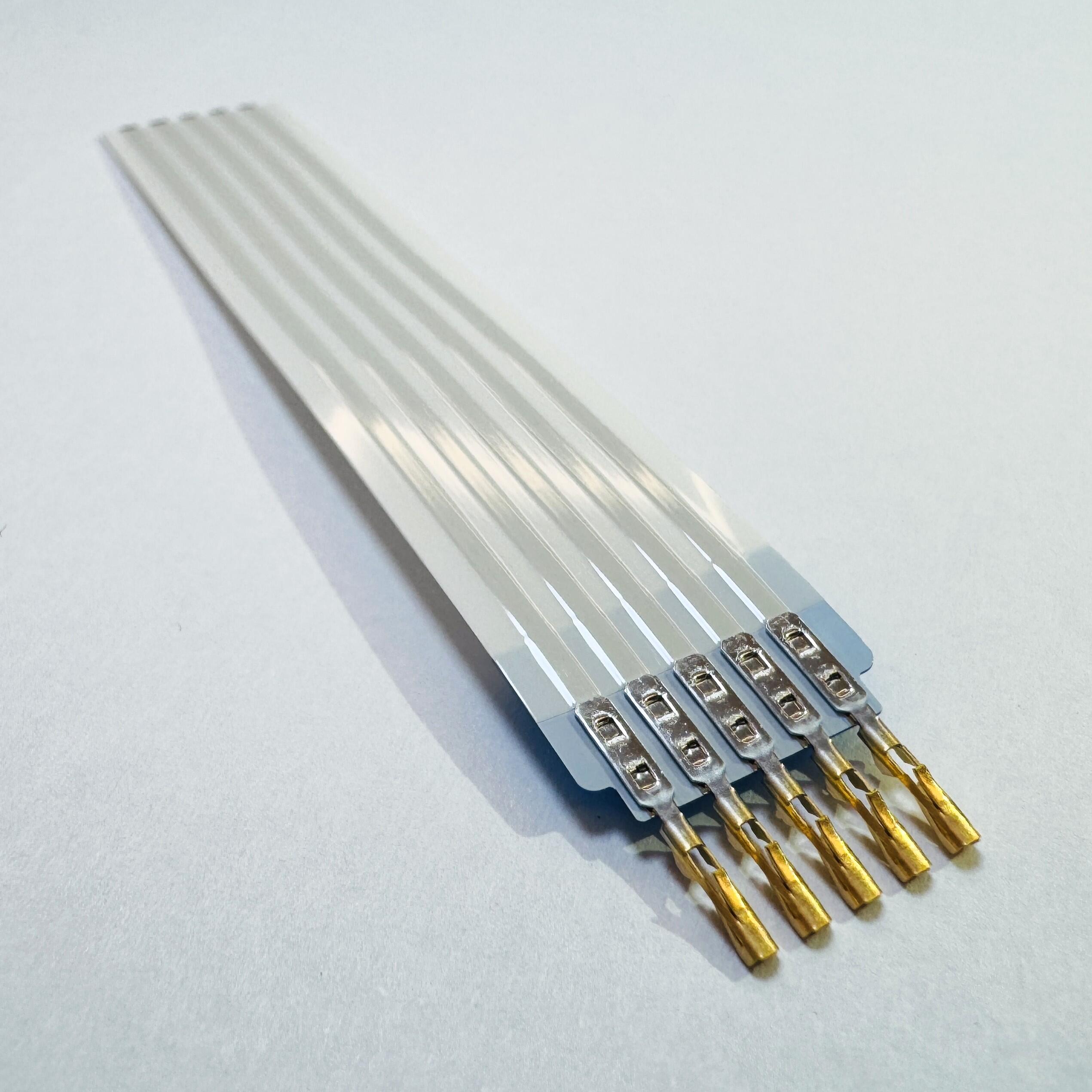 用於連接的輕薄型 FFC 扁平排線，高耐彎折性