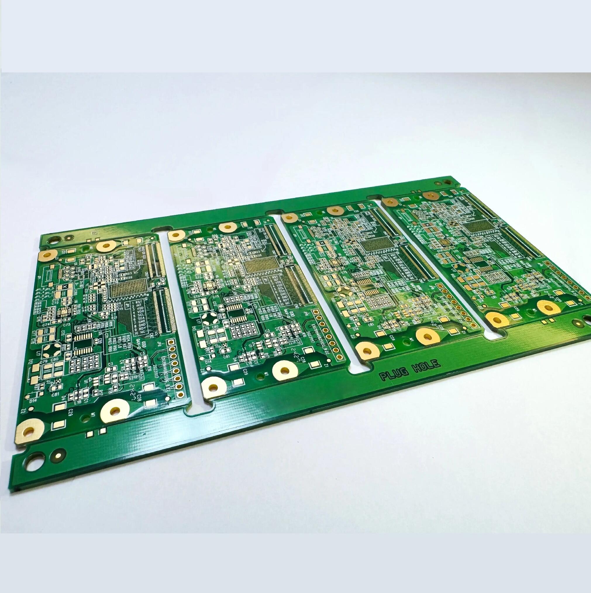 多層硬質印刷電路板 (PCB)，專為表面貼裝技術 (SMT) 組裝設計。