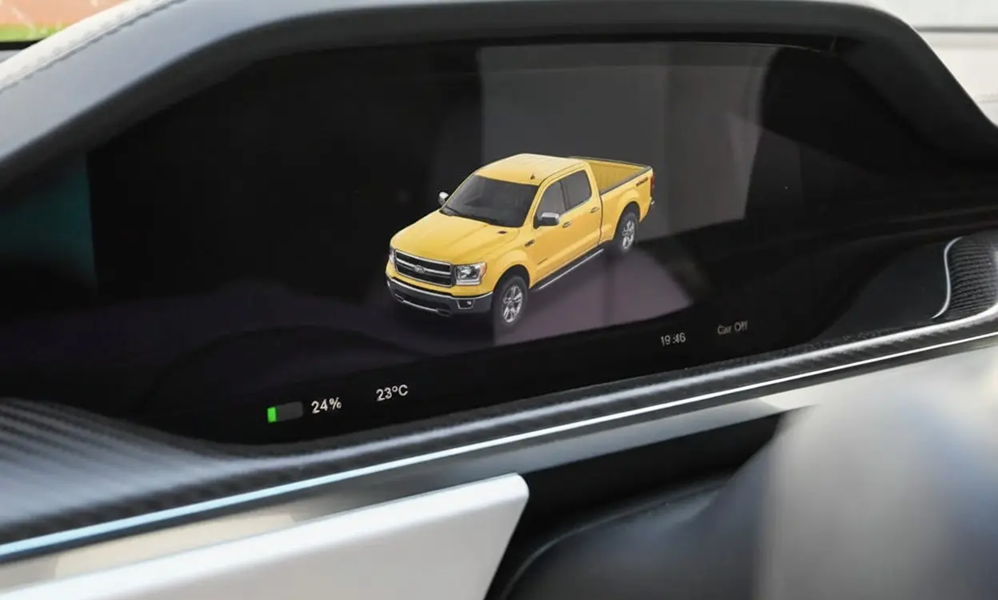 數位車載顯示螢幕，採用軟性印刷電路板 (FPC) 實現曲面、輕薄化影像顯示，確保車載螢幕訊號快速穩定。